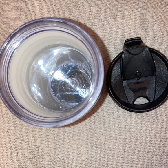 Vintage 2005 Starbucks kids Christmas travel tumbler - Picture 5 of 5